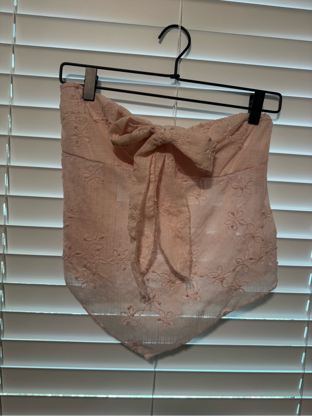 Women's Lace-Trim Peach Strapless Bustier Top